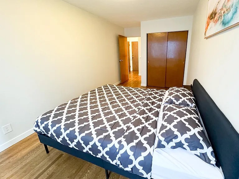 1925 Nelson St #105 — Photo 9