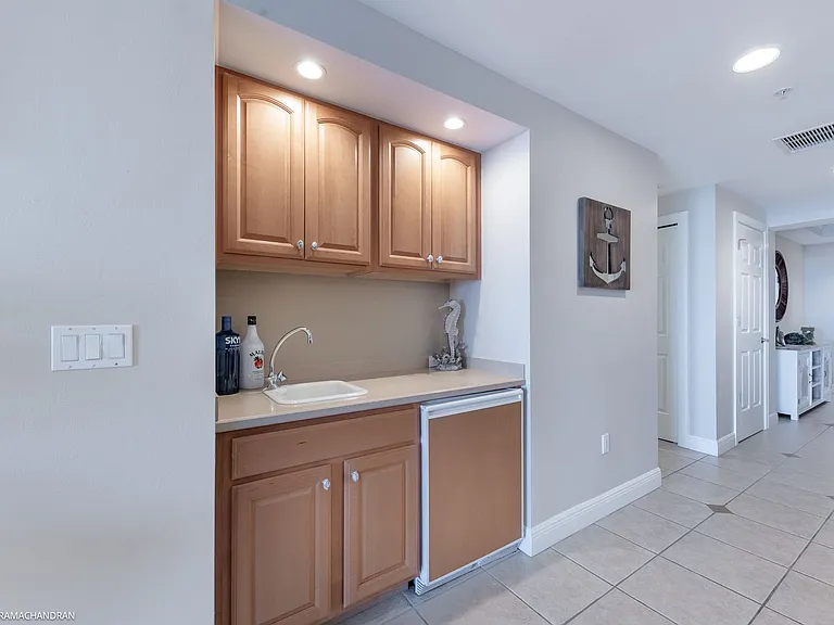 3313 Sunset Key Cir #403 — Photo 13