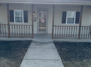 605 E Russell St, Waldron, IN 46182