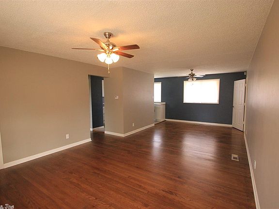 3rd image of 2206 N Berkley Dr