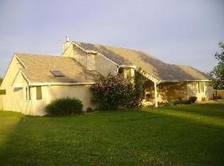 1546 S Fairwood Ave, Springfield, MO 65809