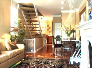 1839 N Howe St APT C, Chicago, IL 60614