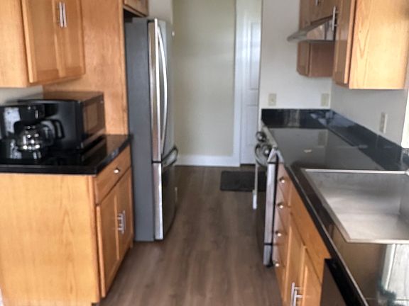 5th image of 305 W Robert Bush Dr