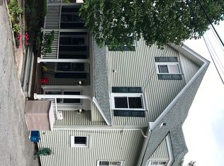 13 Lenox Pl, Mount Kisco, NY 10549