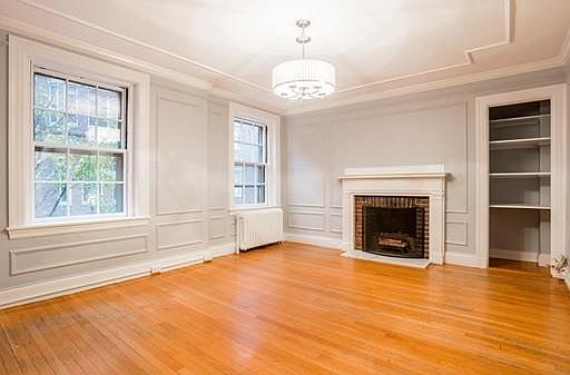 2nd image of 99 Mount Vernon St #23