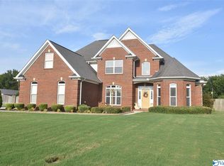 230 Braxton Ct, Decatur, AL 35603