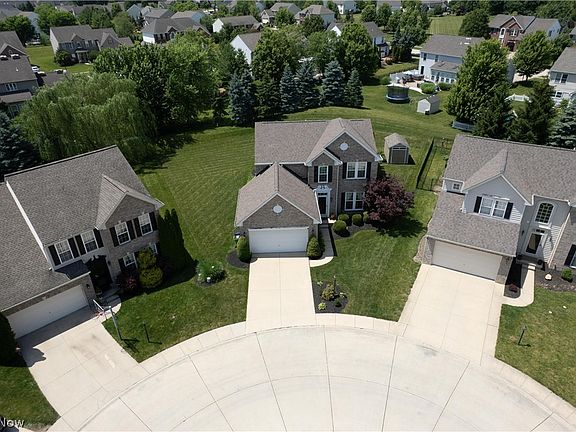 4th image of 720 Jockeys Cir