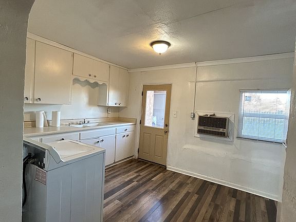 4th image of 1409 San Andres Ave NW Unit A