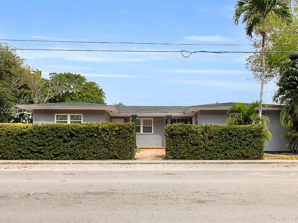 643-645 NE 149th St, Miami, FL 33161