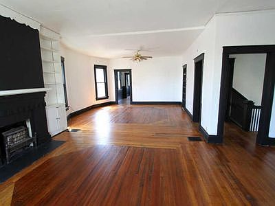 5th image of 2526 Jules St
