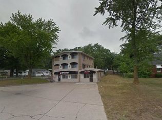 222 Seminole Rd APT A, Norton Shores, MI 49444