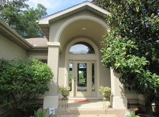 131 Willow Ridge Rd, Lake Ozark, MO 65049