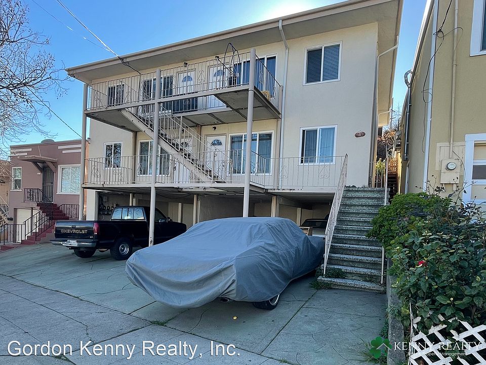 1st image of 107 Chapman Ave APT 3