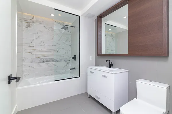 Rented by Nooklyn NYC LLC | media 68