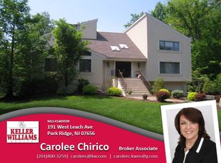 191 W Leach Ave, Park Ridge, NJ 07656