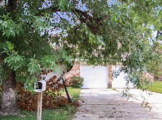 15218 Falcon Ridge Dr, Humble, TX 77396