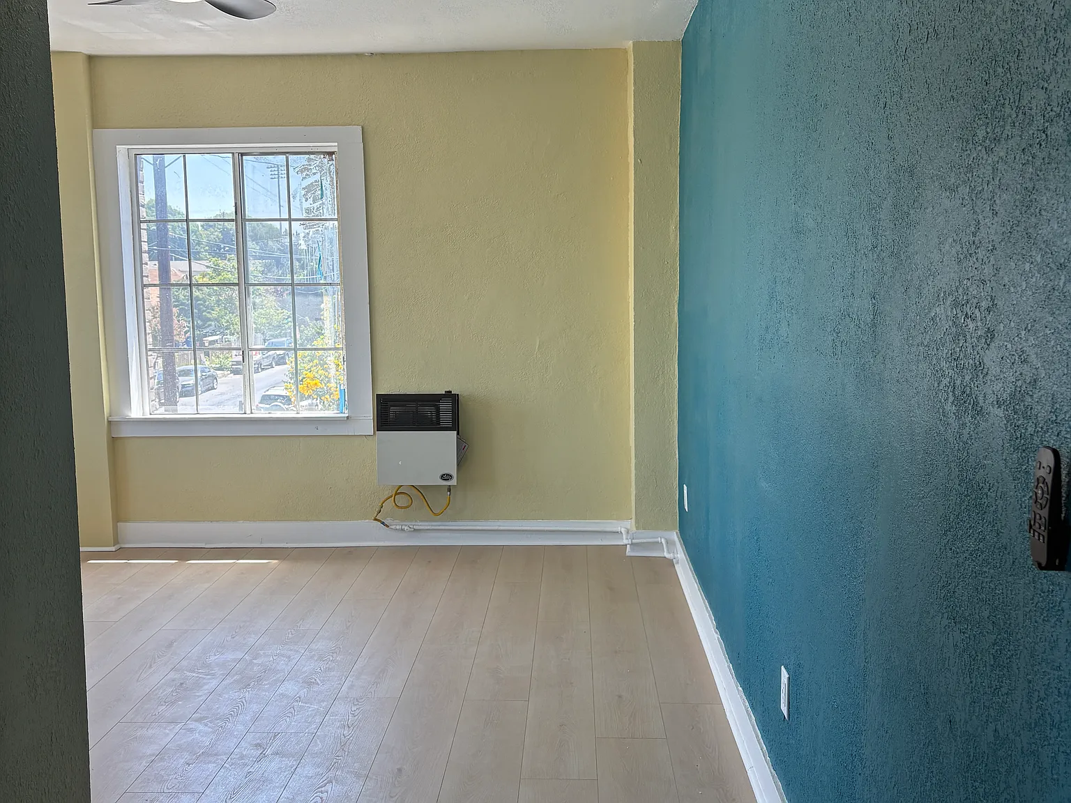 Studio, 725 sqft, $1,650 — Photo 2
