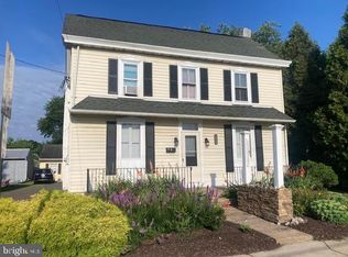 66 Market St APT 2, Hatfield, PA 19440