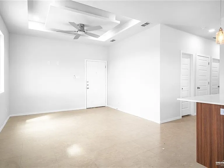 501 N Onyx Ave #3 — Photo 13
