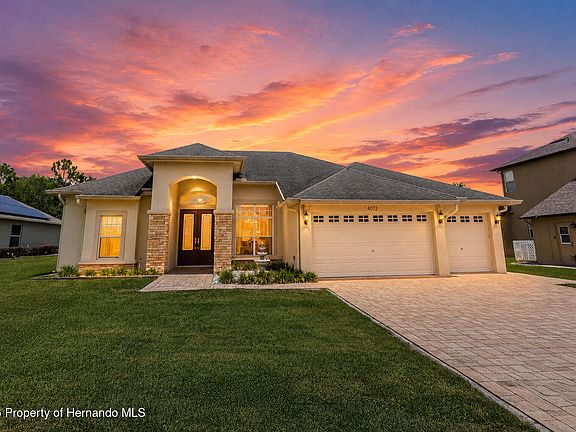 2nd image of 4072 Misty View Dr