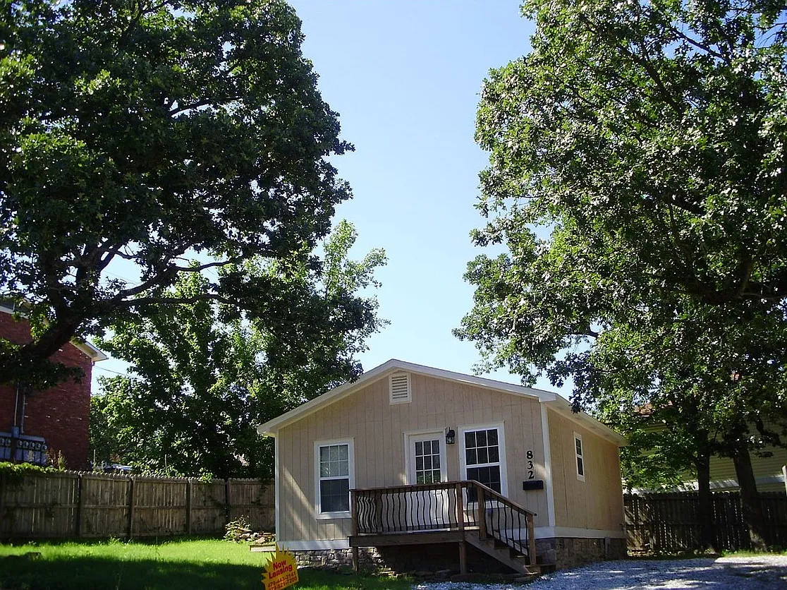 Studio, 175 sqft, $475 — Photo 1