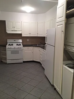 Rented by KNP Realty LLC | media 30