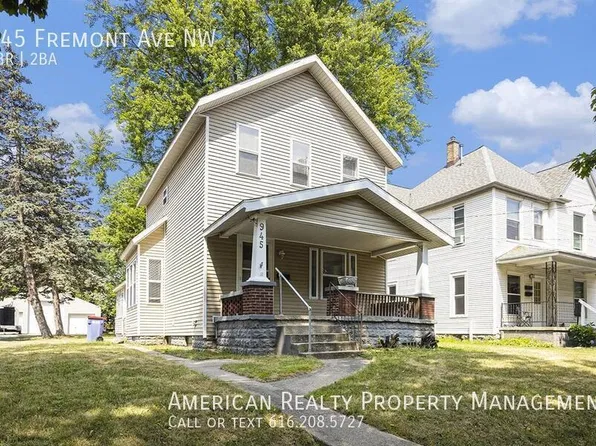 945 Fremont Ave NW, Grand Rapids, MI 49504