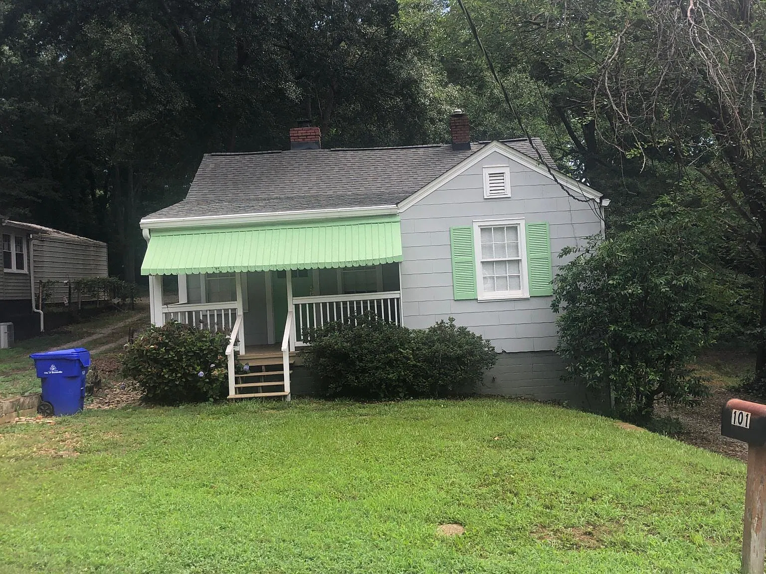 101 Brookside Ave — Photo 1