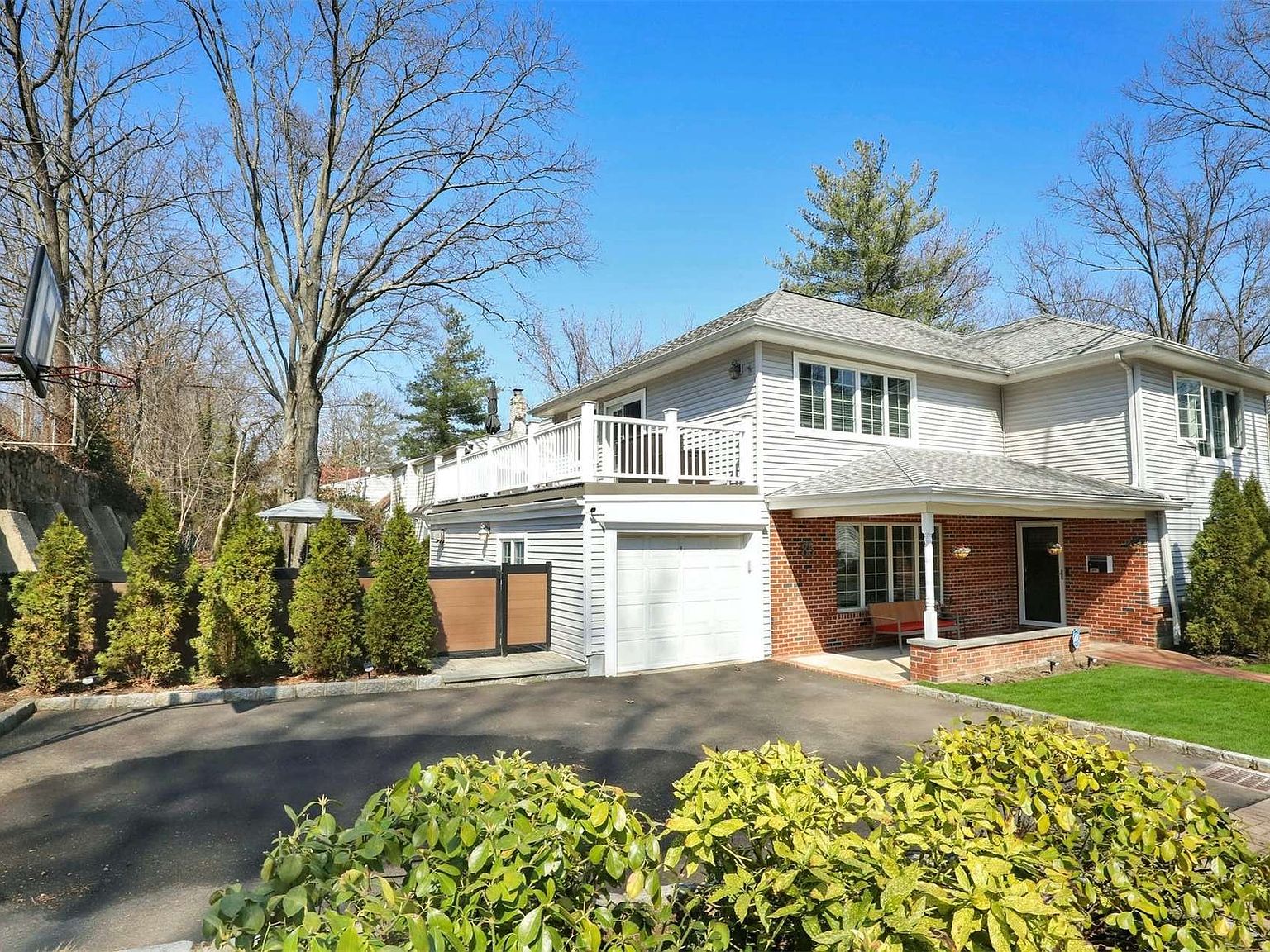 85 Baker Hill Road, Great Neck, NY 11023 Zillow