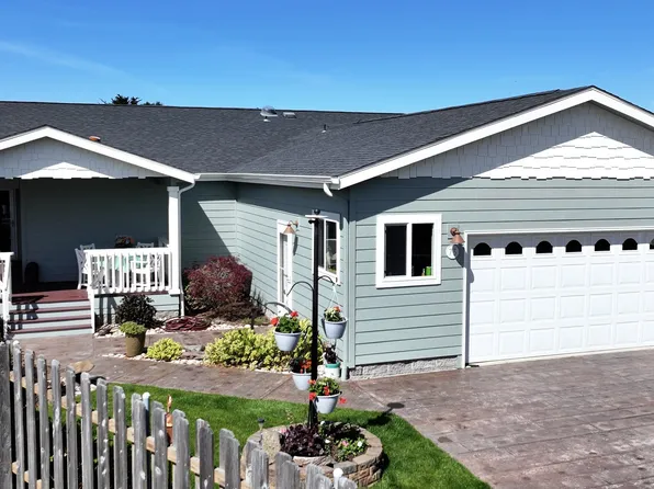 98126 W Benham Ln Space 73, Brookings, OR 97415