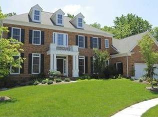 8895 Rhododendron Ct, Lorton, VA 22079