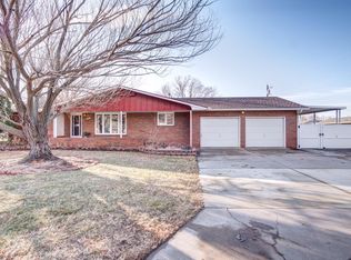 601 Birch Ave, Moundridge, KS 67107