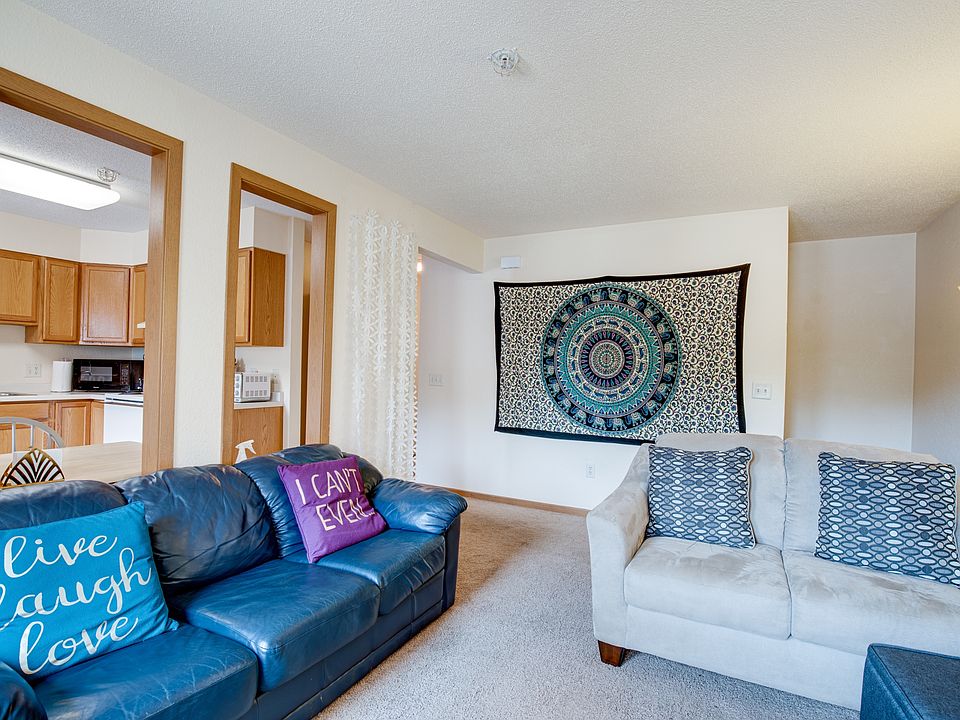 1st image of 1063 E Cascade Ave #17637947