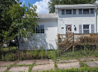 5 W Ruddle St, Coaldale, PA 18218