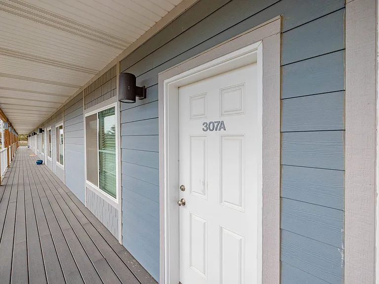 Trailview Apartments at Pioneers Park — Photo 44