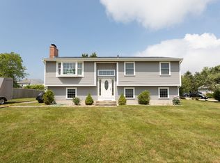 6 Ashton Ln, Narragansett, RI 02882