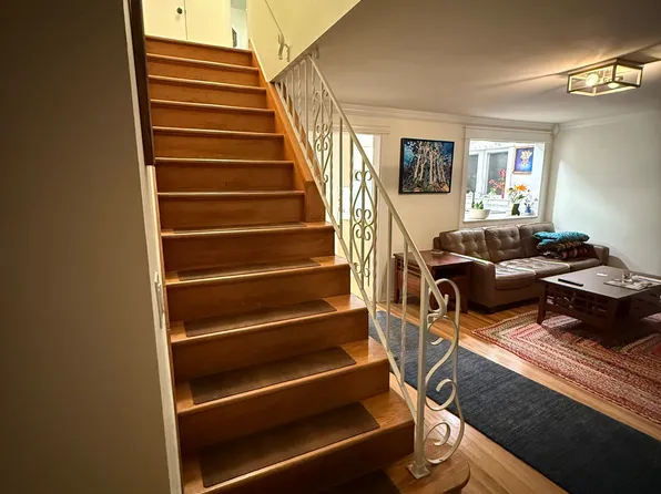 688 Montrose Ave, Buffalo, NY 14223