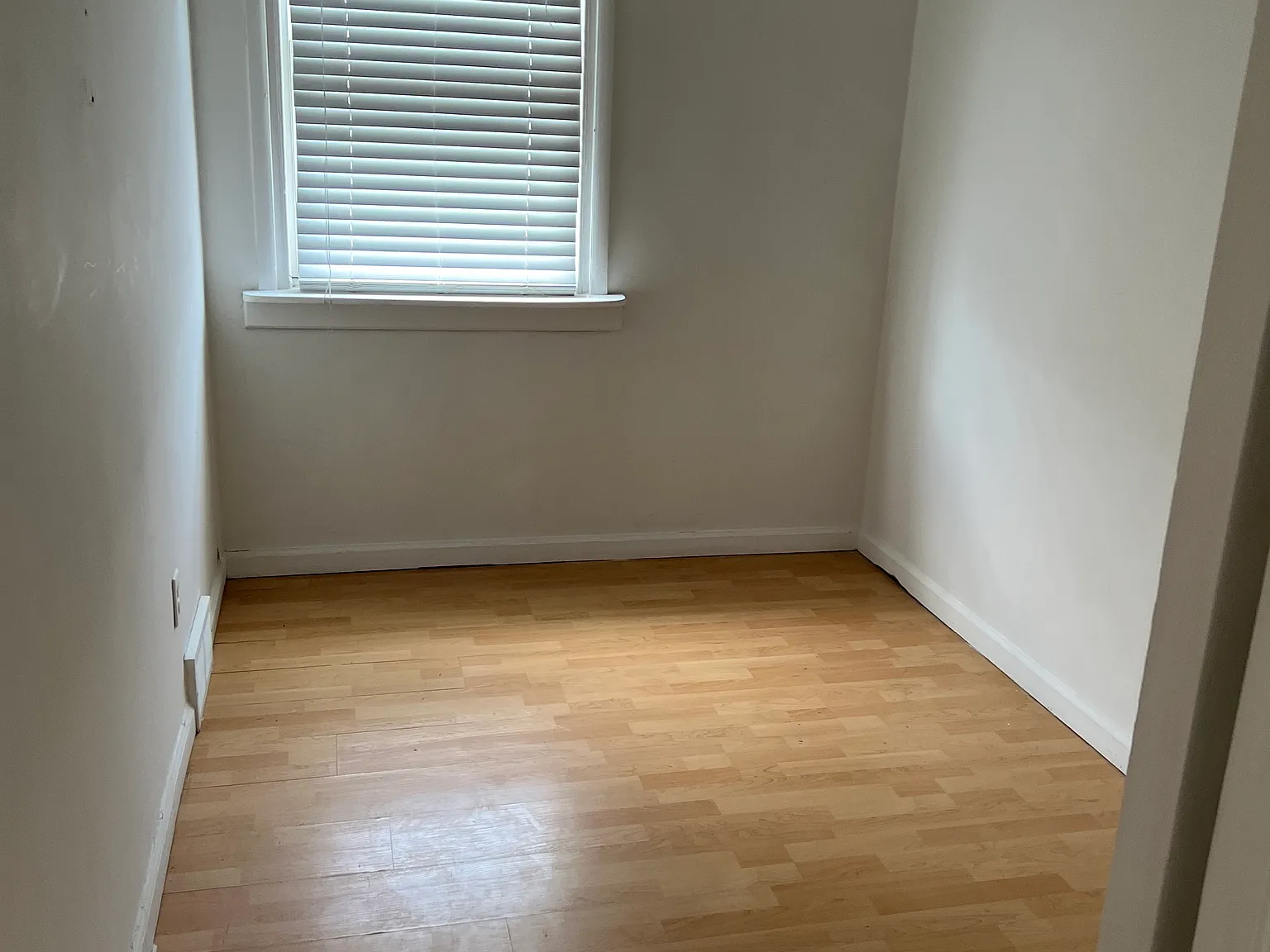 3 bed, 1056 sqft, $1,695 — Photo 4