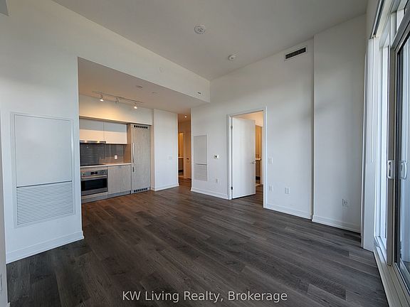 2nd image of 55 Cooper St #1509