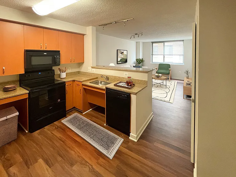 Gables City Vista — Photo 41