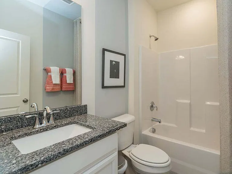 1106 Brookville Ln — Photo 23