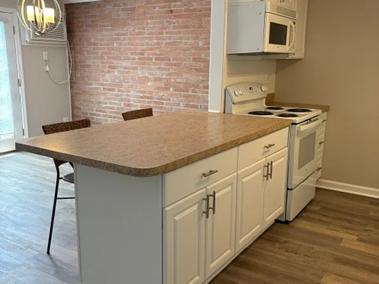219 Highbridge St #5 — Photo 2