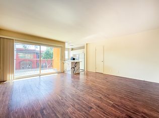 1001 Hammond St #5, West Hollywood, CA 90069