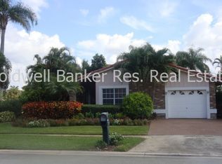 10222 Camelback Ln, Boca Raton, FL 33498