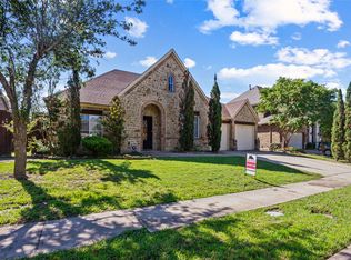 17 Wimbledon Ct, Heath, TX 75032