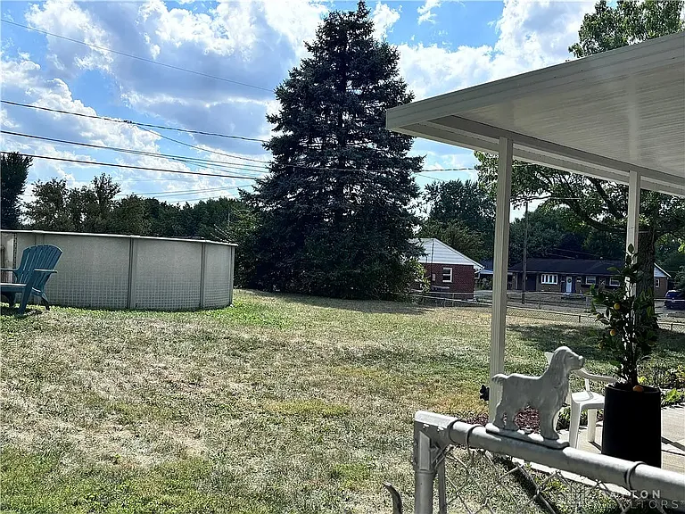 90 Brent Dr — Photo 31