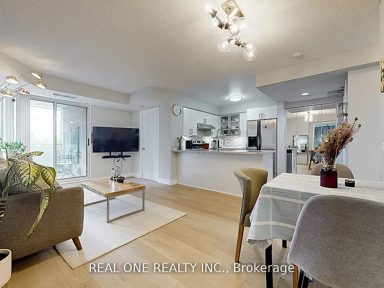 153 Beecroft Rd #501 — Photo 9