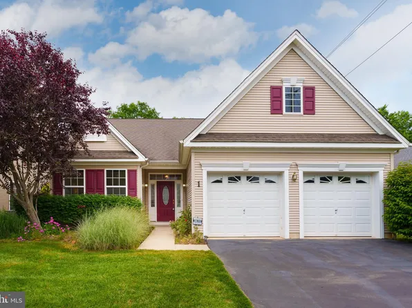 1 Ely Ct, Hightstown, NJ 08520
