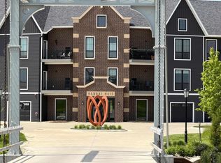 1311 Canal Ct SE, Orange City, IA 51041