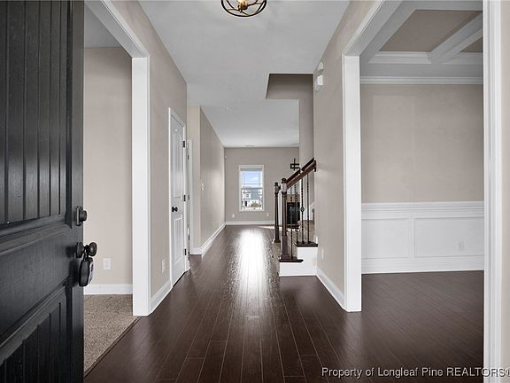 4th image of 171 Tellmont St